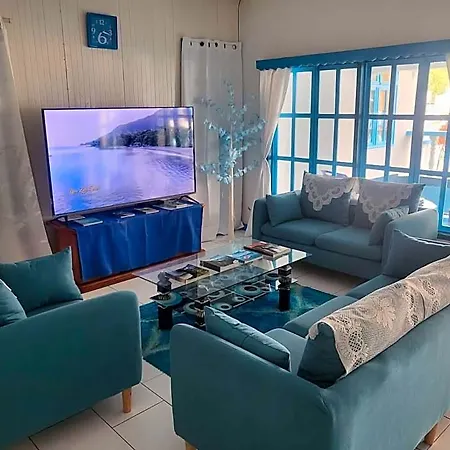 Le Chateau Bleu Hotel