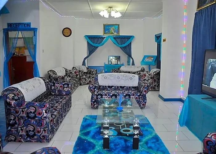 Le Chateau Bleu 2*