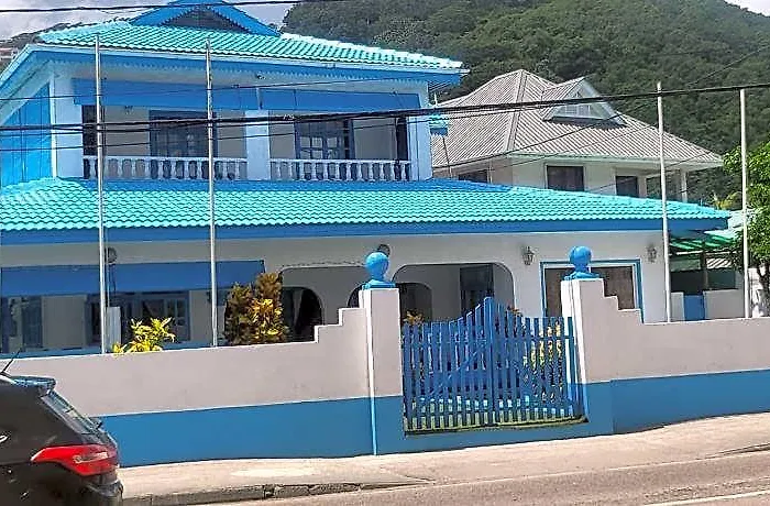 Le Chateau Bleu